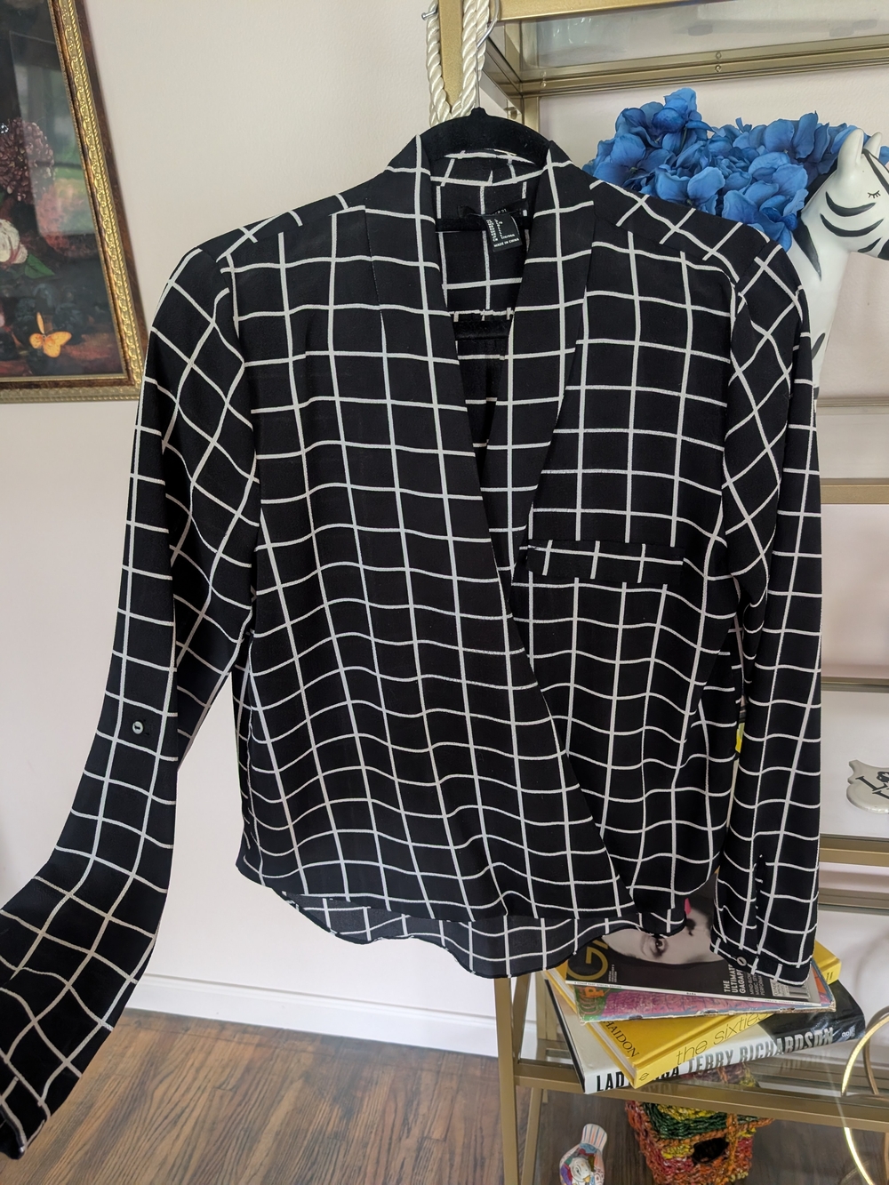 Forever 21 Women's Black & White Wrap Blouse